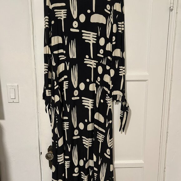 Bel Kazan Kate Dress - Ledo Black & White print (sold out) - Picture 2 of 4